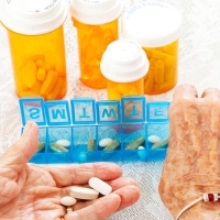 Sabes como debe ser la administración correcta de medicamentos para pacientes en casa?